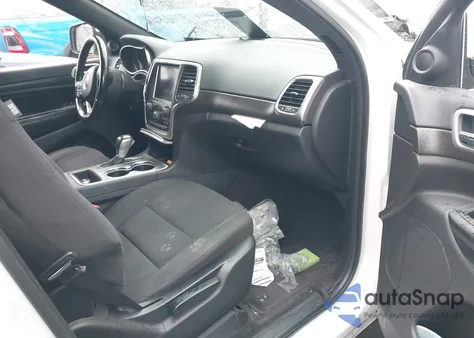 2018 Jeep Grand Cherokee Laredo E 4X2 from USA, damaged, VIN 1C4RJEAG3JC412426